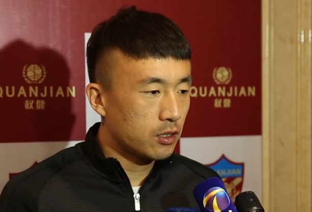 这种血蚊经过特殊培育之后，会完全受于一伟意念的操控，而它们在叮人的时候，不会从人的体内吸血，只会向人体内分泌一种经过培养的特质毒素。